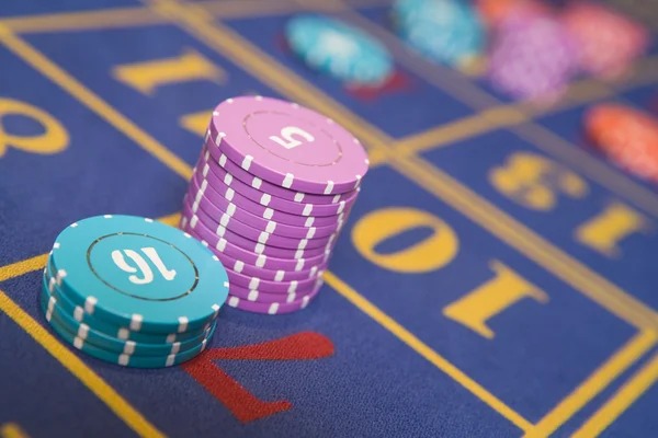 geode mobile experience on iOS Safari showing live betting interface